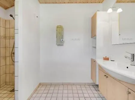 בית נופש C11220-hemmet-raevekrogen-46 *